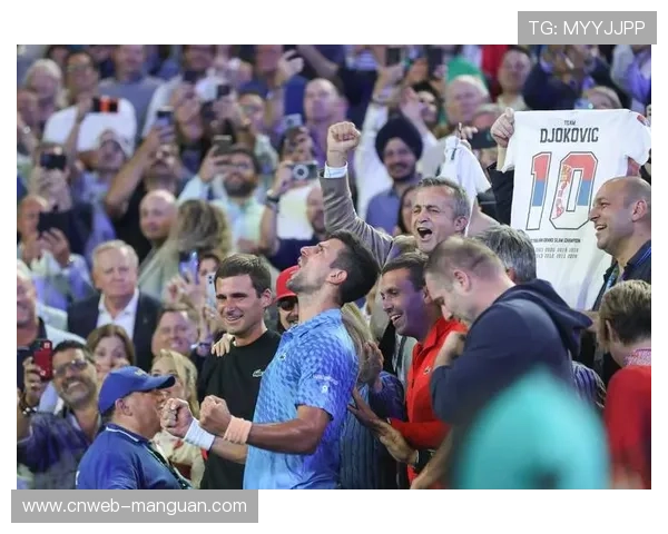 何震翔：左手受伤仍夺男单冠军，偶像德约科维奇成动力