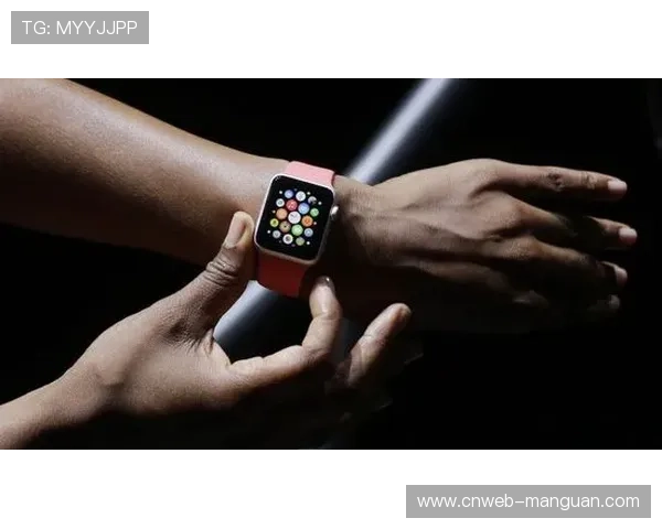 可穿戴设备融合环境感知功能 动态优化运动风险预警 可穿戴设备融合环境感知功能 动态优化运动风险预警